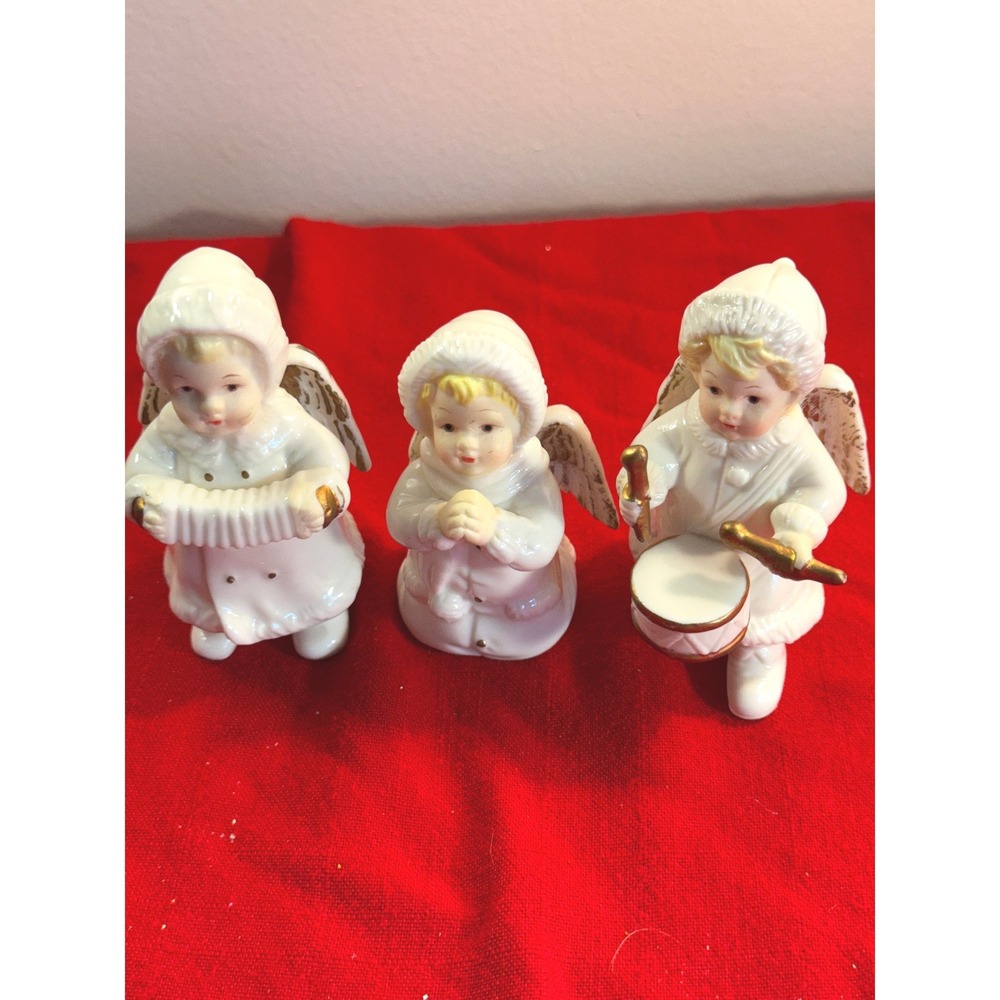 Vintage Porcelain Christmas Angel Figurines Set of 3 Musical Winter Snow Angels